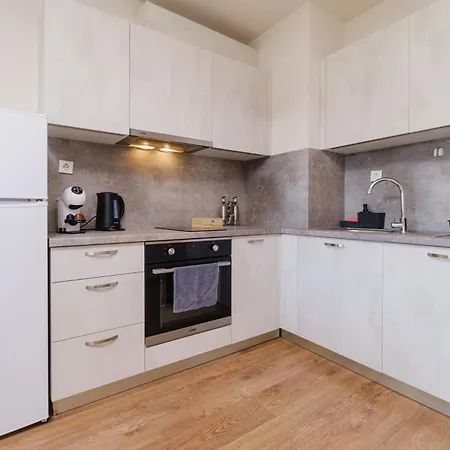 Charm 1-bedroom Apartment Plovdiv
