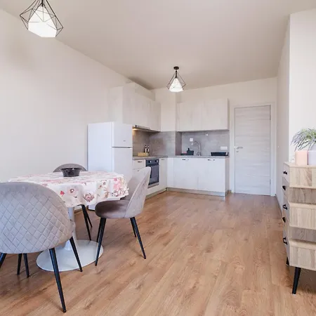 Apartment Charm 1-bedroom *